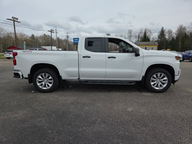 Used 2020 Chevrolet Silverado 1500 Custom w/ Custom Value Package image 27