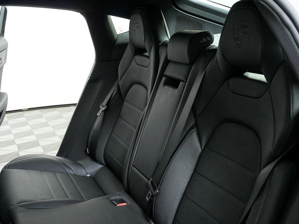 New 2026 Porsche Panamera image 22