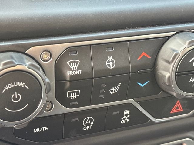 Used 2021 Jeep Wrangler Unlimited Rubicon w/ Cold Weather Group image 23