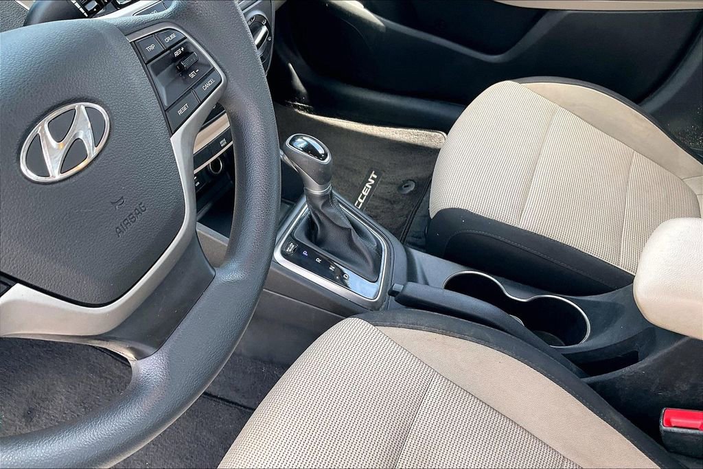 Used 2018 Hyundai Accent SEL FWD image 15