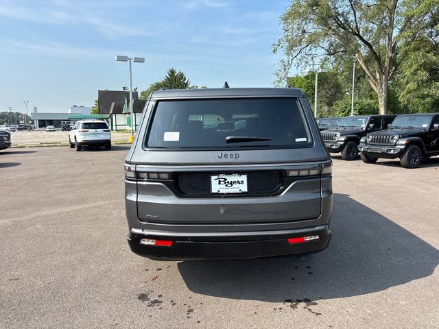 New 2026 Jeep Grand Wagoneer L Limited AWD/4WD image 33