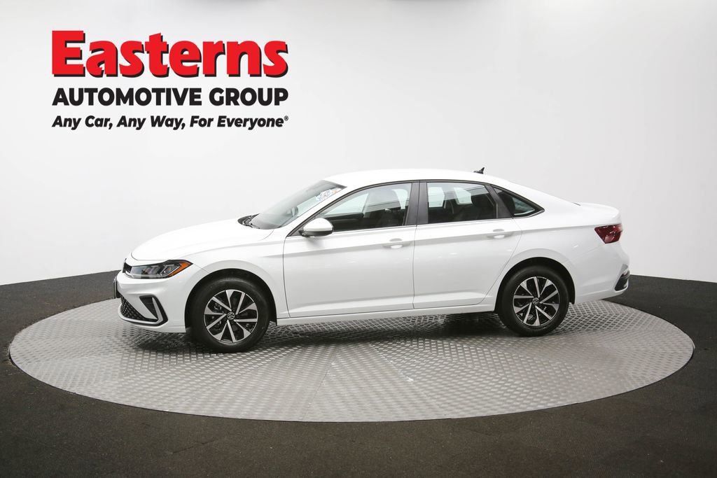 Used 2025 Volkswagen Jetta S image 57