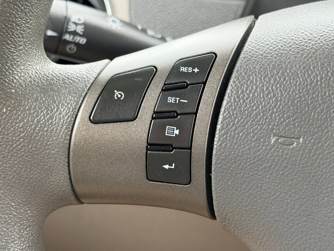 Used 2007 Chevrolet HHR LS FWD image 25