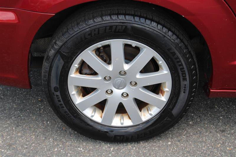 Used 2013 Chrysler Town & Country Touring FWD image 8
