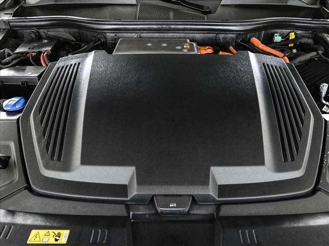 Certified 2022 Audi e-tron Premium Plus w/ Premium Plus Package image 24