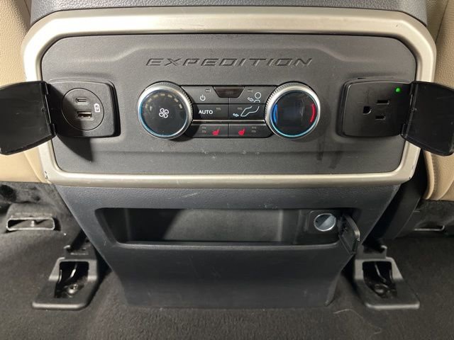 Used 2023 Ford Expedition Limited image 47