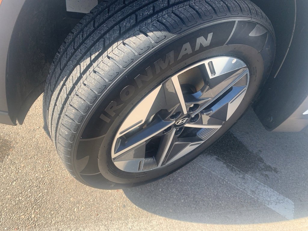 Certified 2025 Hyundai Tucson SEL image 35