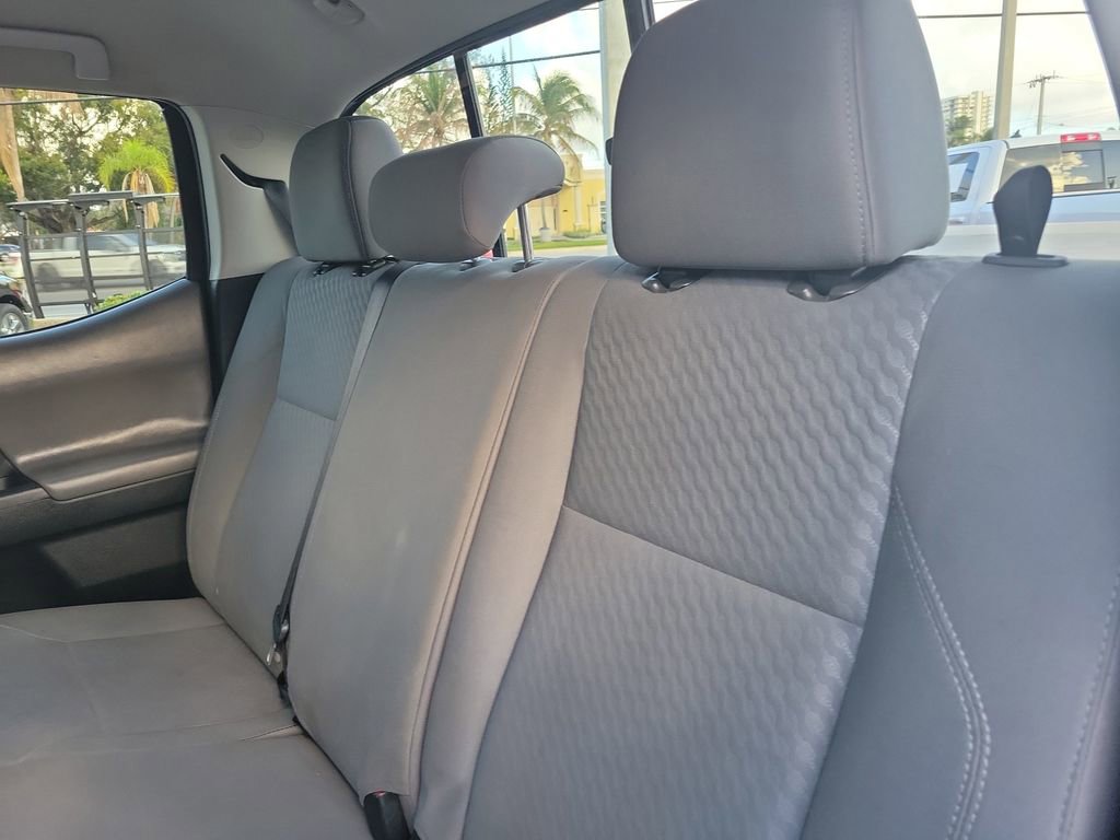 Used 2022 Toyota Tacoma SR5 image 18