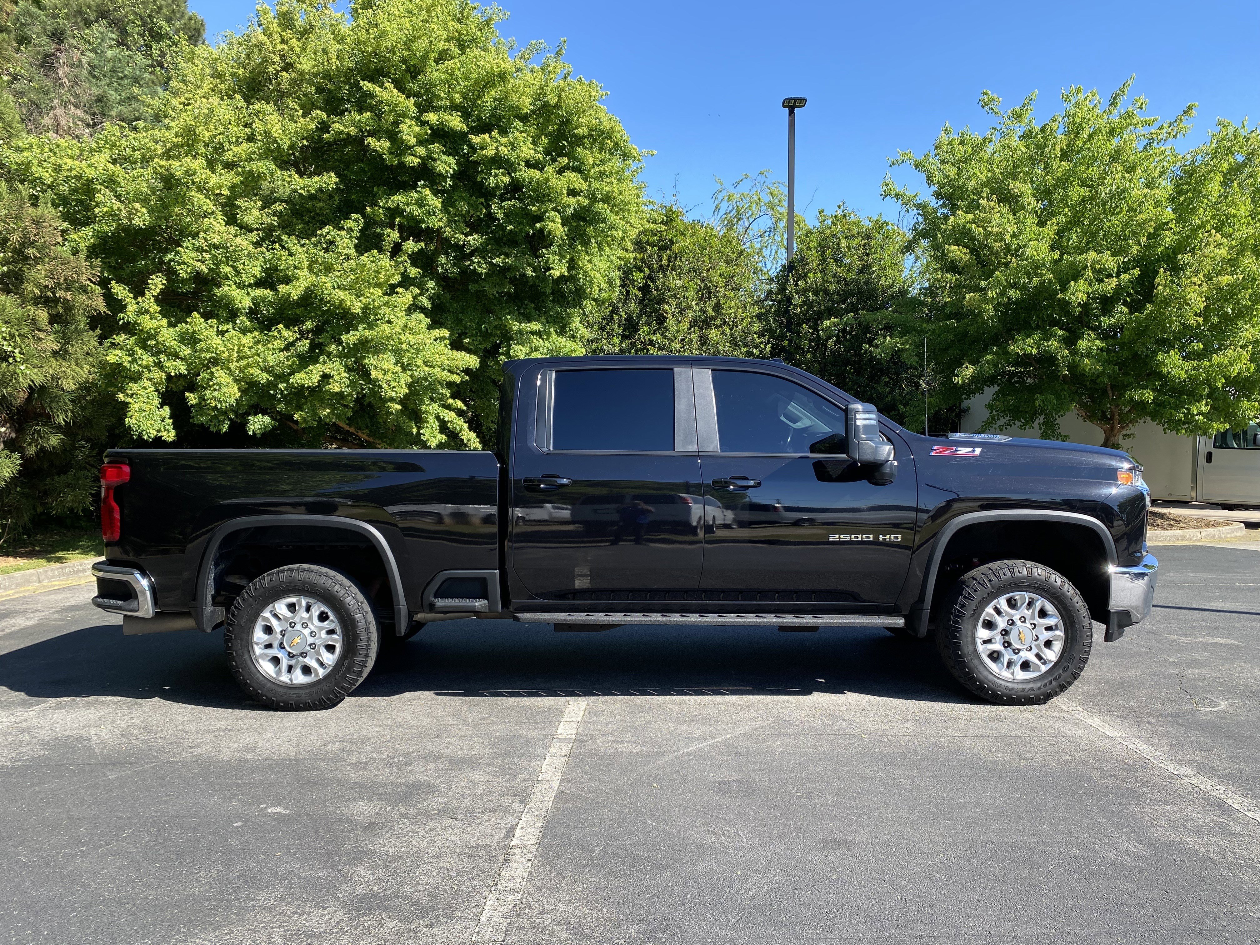 Used 2023 Chevrolet Silverado 2500 LT w/ Gooseneck/5TH Wheel Package AWD/4WD image 10