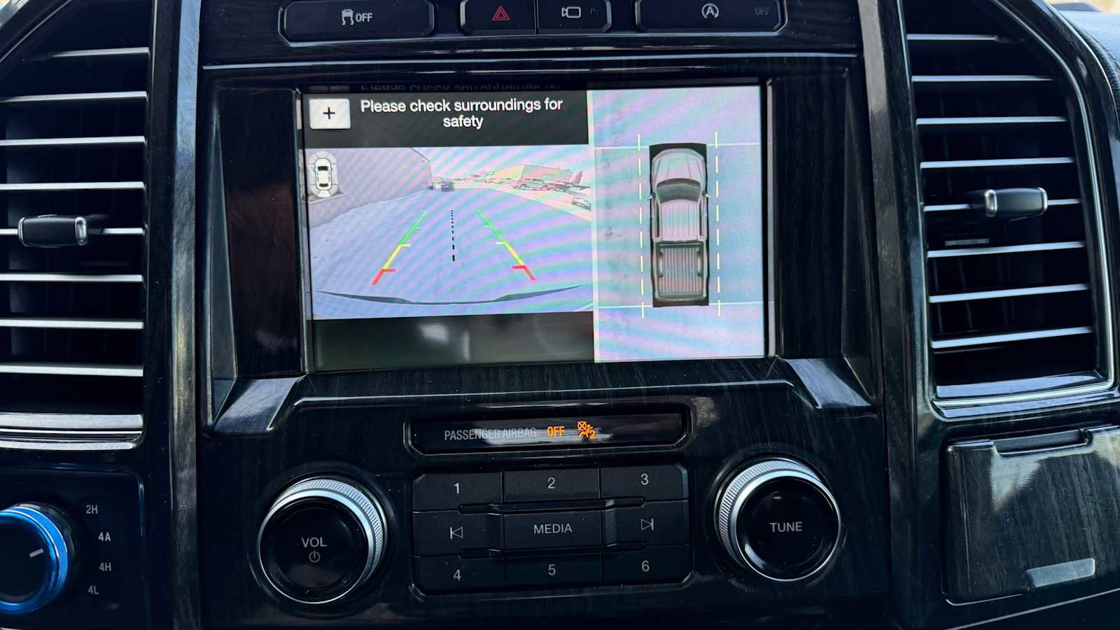 Used 2018 Ford F150 Limited w/ Trailer Tow Package image 20