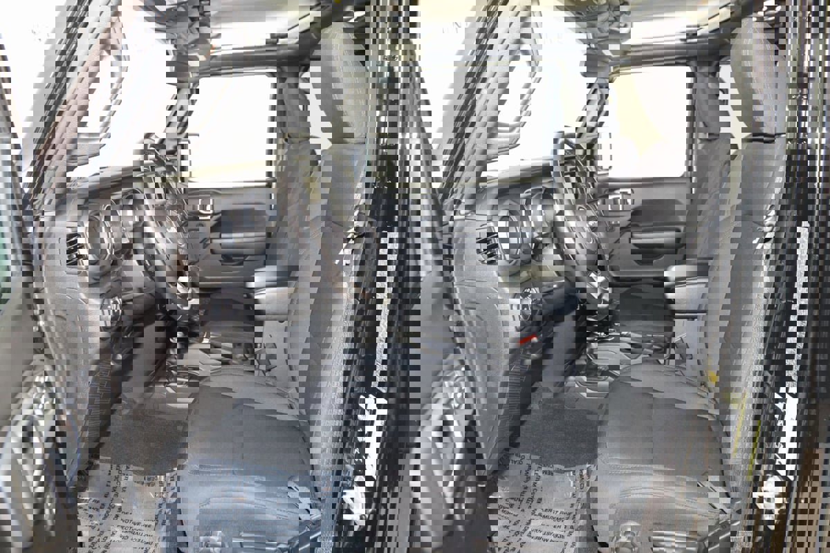 Used 2022 Jeep Wrangler Unlimited Sport image 11