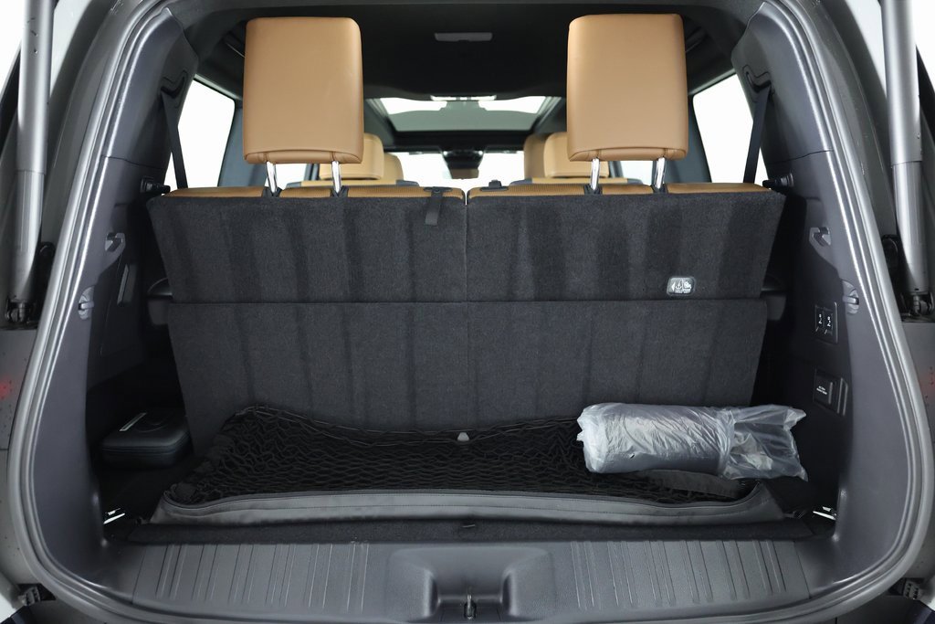 Used 2025 Lexus GX 550 image 13