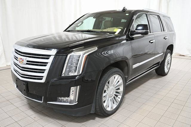 Used 2020 Cadillac Escalade Platinum AWD/4WD image 18