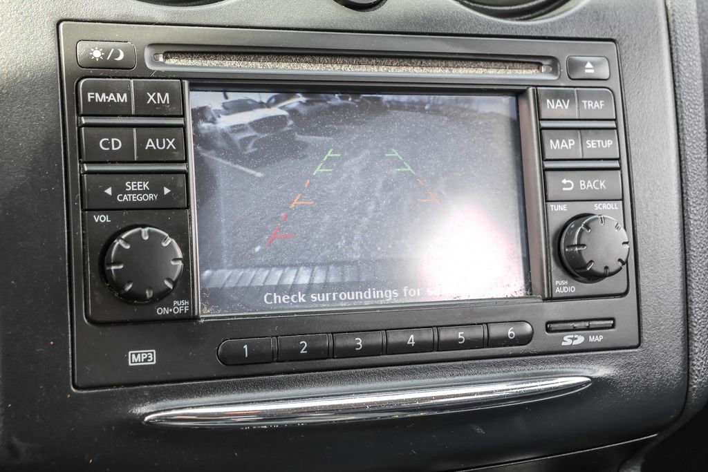 Used 2012 Nissan Rogue SV w/ Premium Pkg image 8