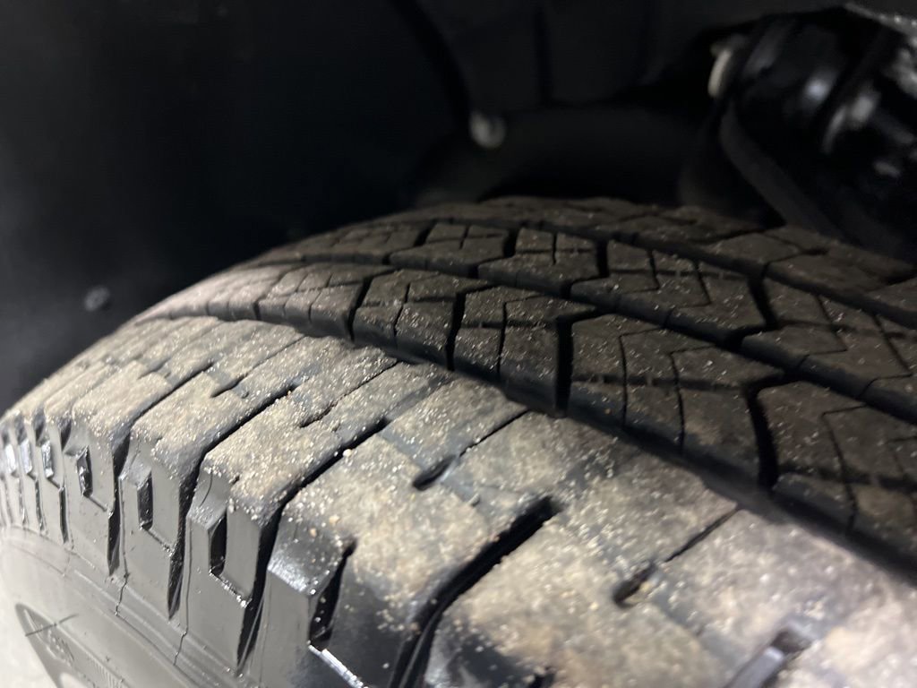 Used 2025 Chevrolet Silverado 3500 W/T image 41