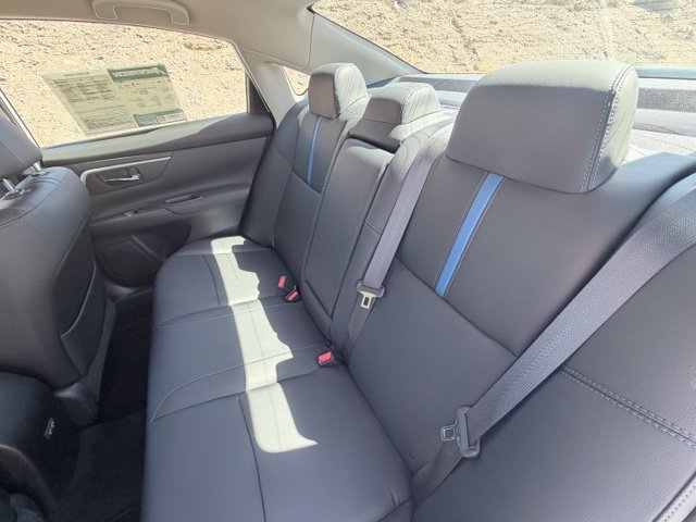 Used 2018 Nissan Altima 2.5 SR w/ SR Midnight Edition FWD image 18