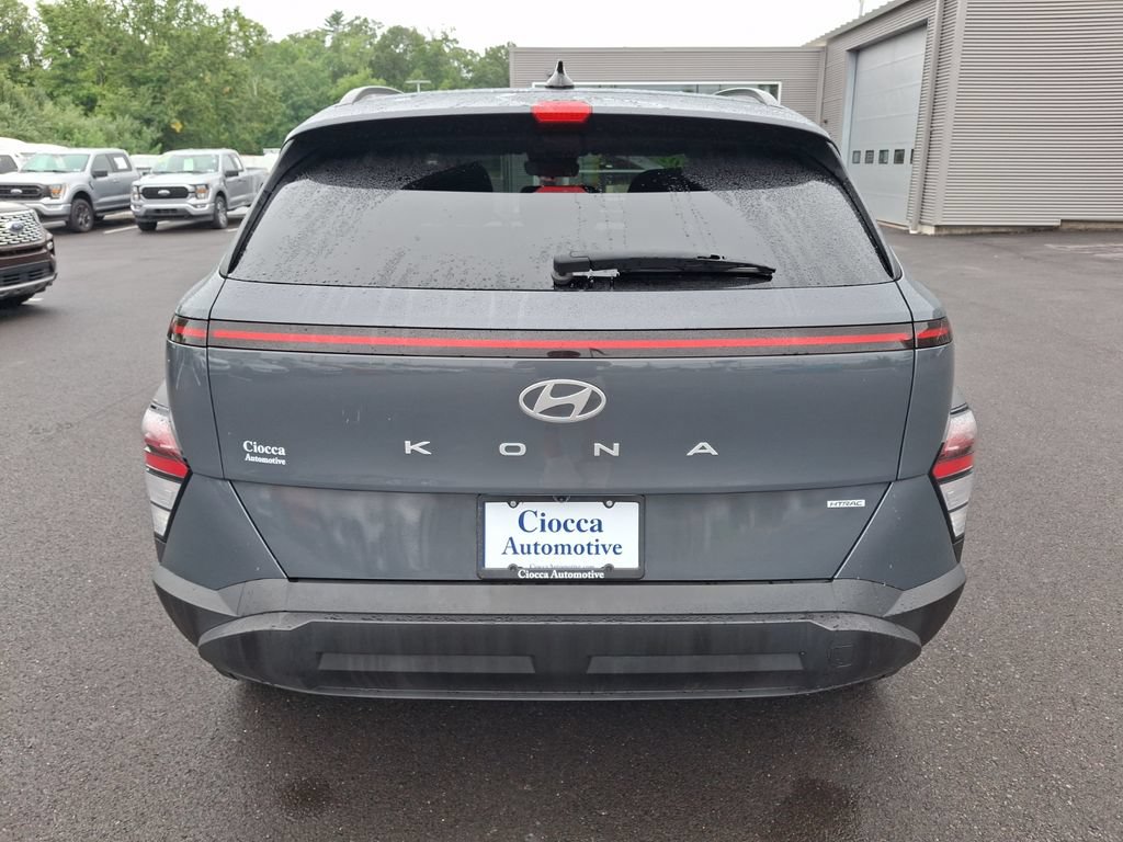 Used 2024 Hyundai Kona SEL AWD/4WD image 8