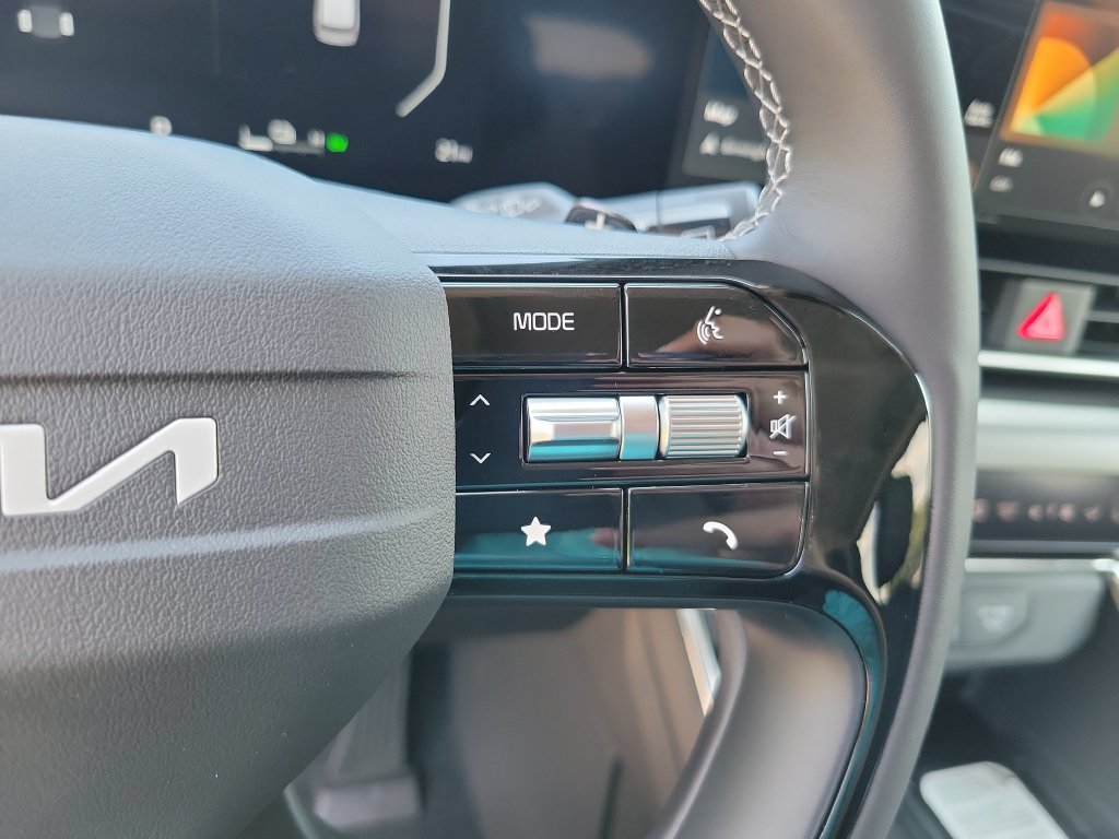 New 2027 Kia Carnival SX Prestige FWD image 23