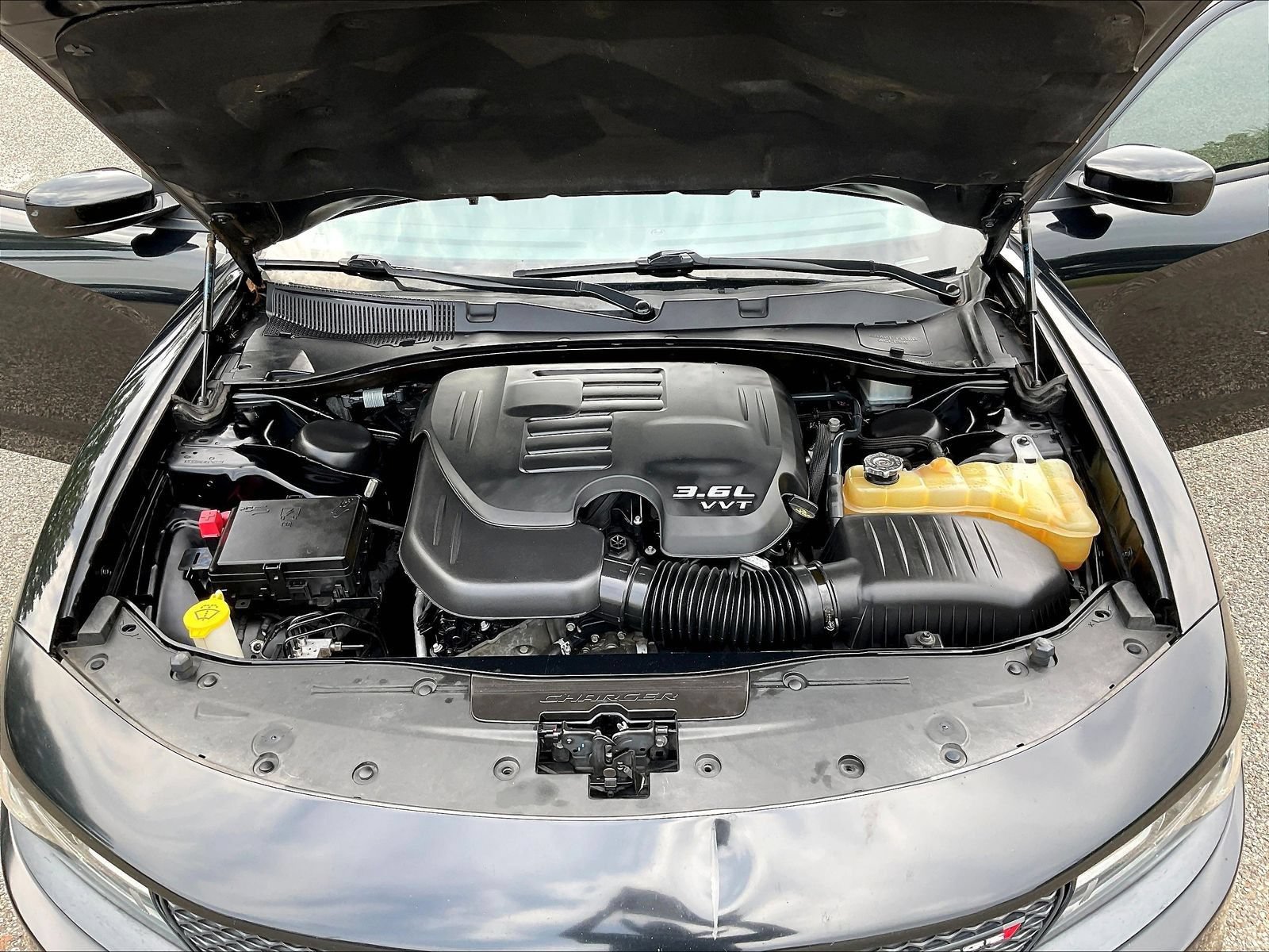 Used 2019 Dodge Charger GT w/ Blacktop Package RWD image 31
