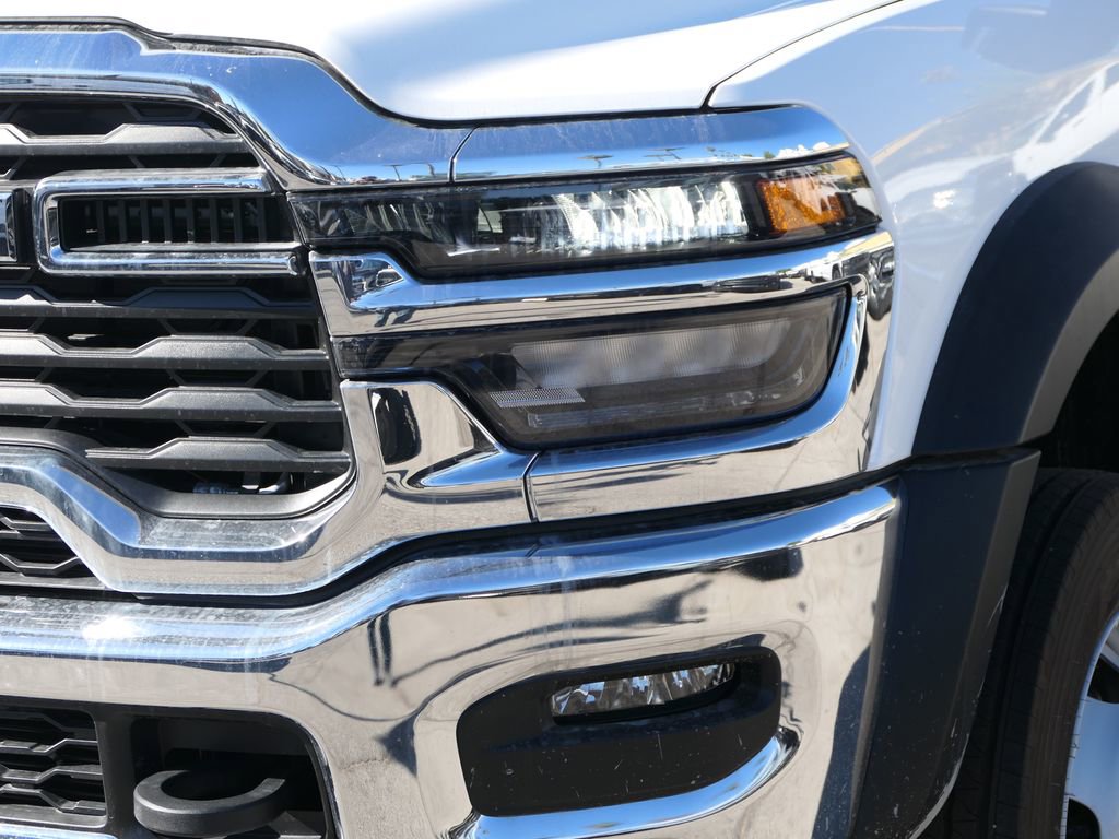 New 2026 RAM 5500 Tradesman w/ Chrome Appearance Group image 11