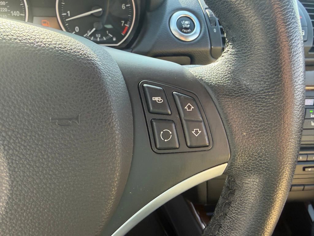 Used 2012 BMW 128i Convertible image 24