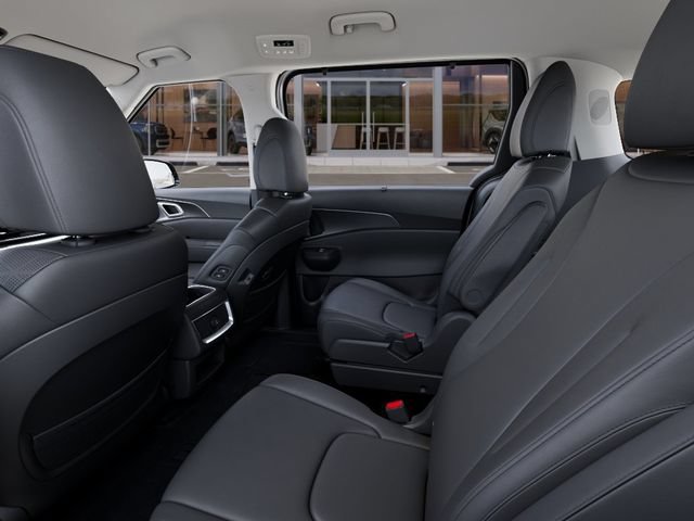 New 2027 Kia Carnival EX FWD image 19
