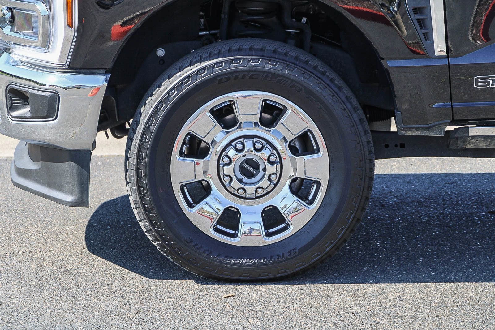 Used 2024 Ford F250 Lariat w/ Chrome Package image 8