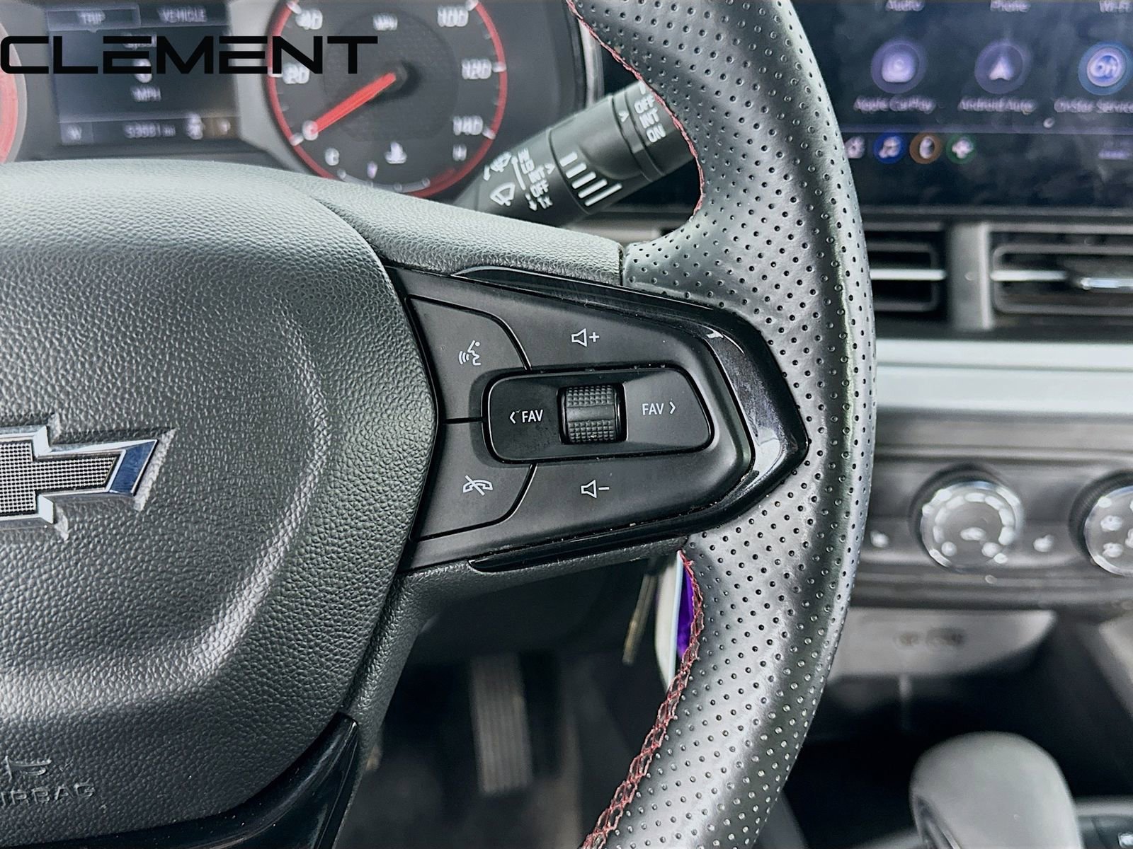 Used 2024 Chevrolet Trax RS image 16