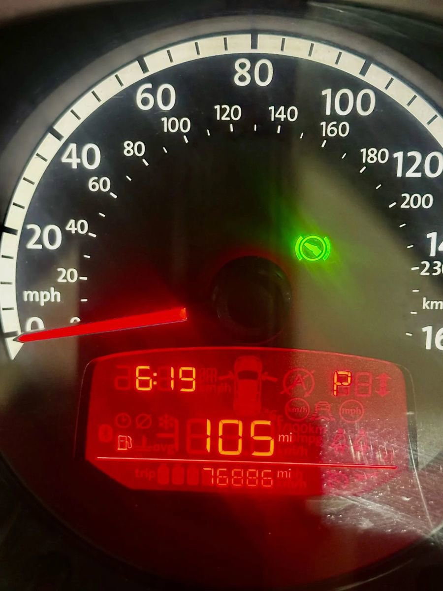 Used 2013 Volkswagen Beetle 2.0T image 30