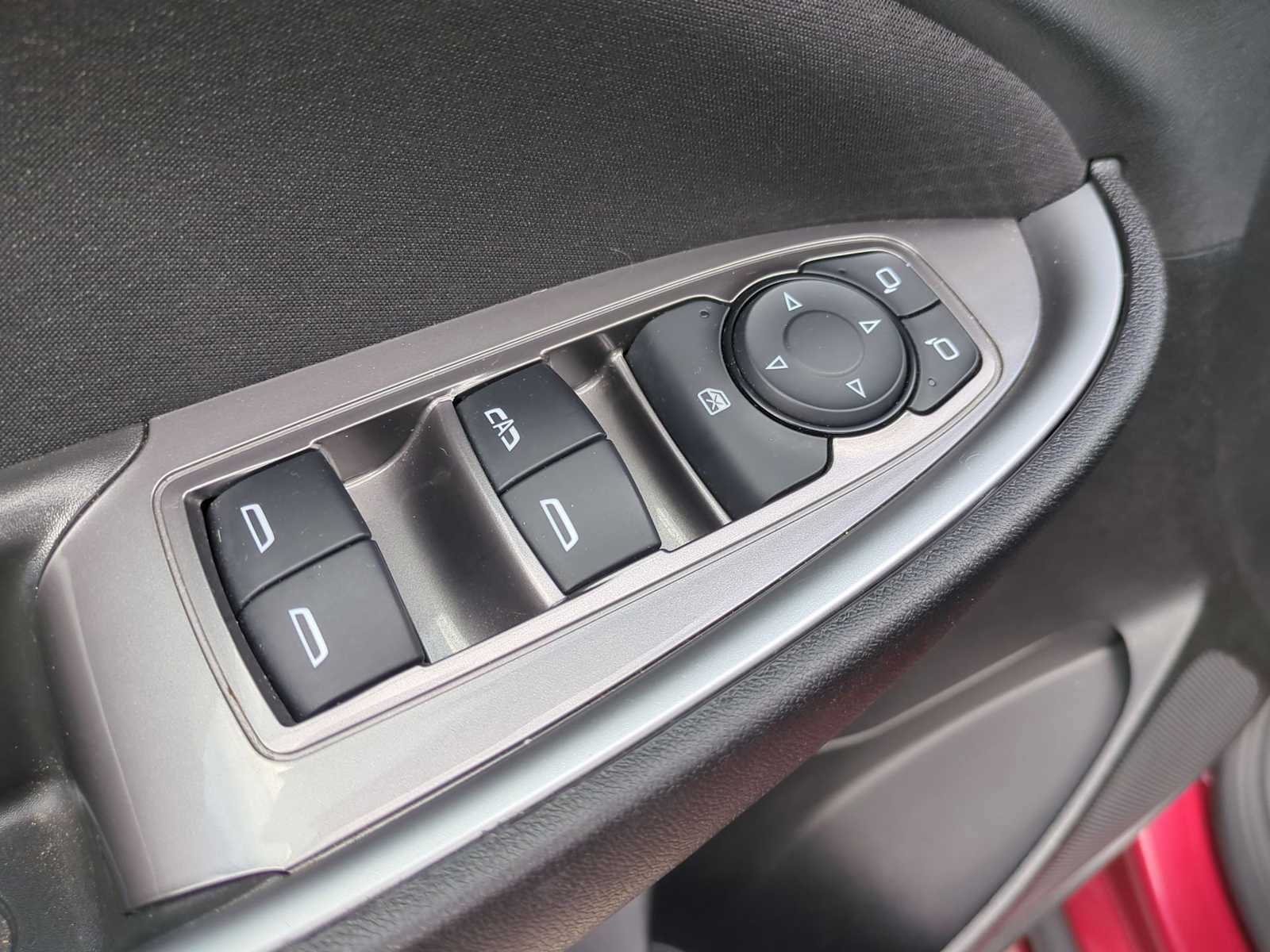 Used 2025 Chevrolet Malibu LT image 21