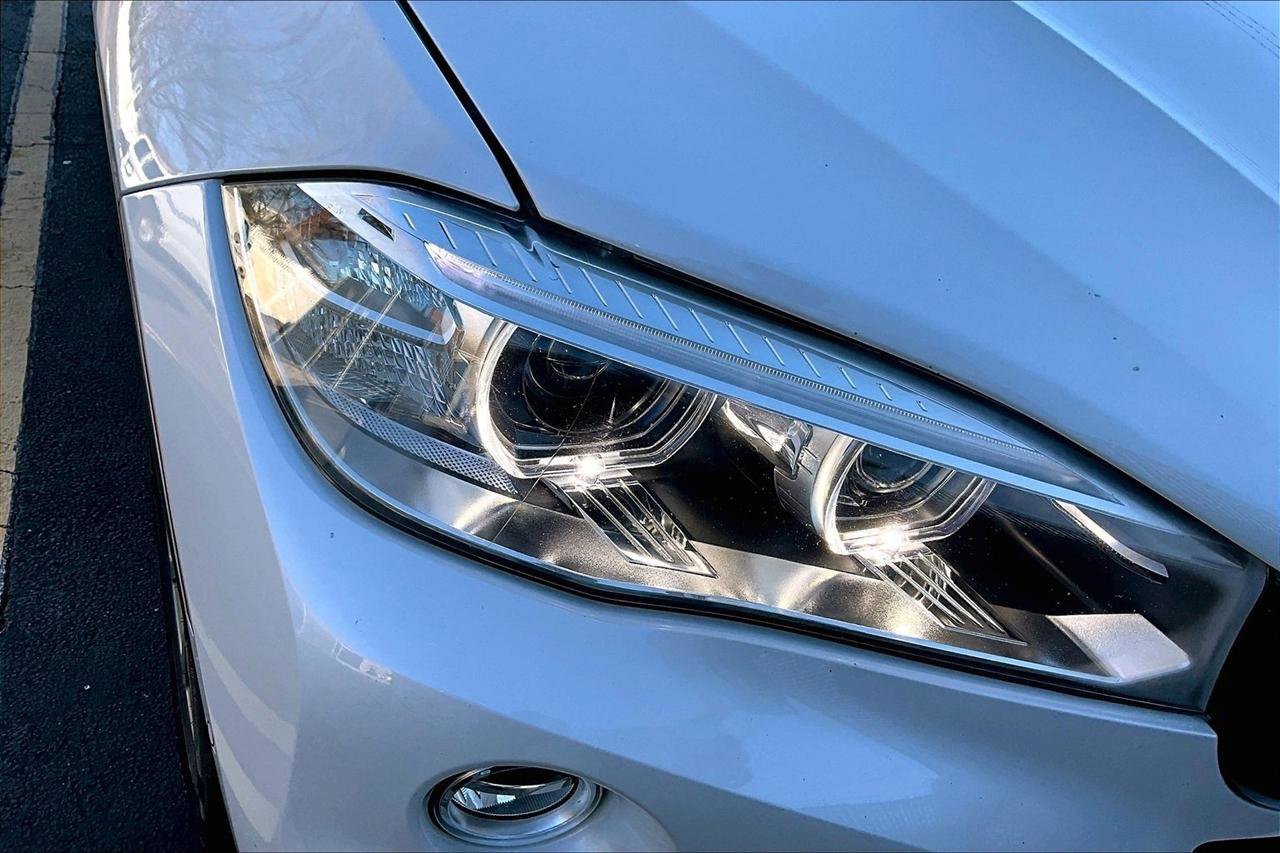 Used 2019 BMW X6 xDrive35i w/ Premium Package image 32