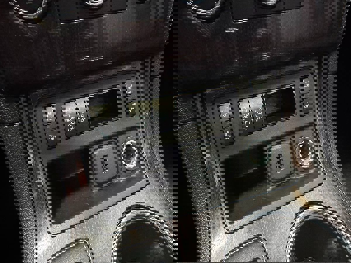 Used 2015 Chevrolet Traverse LT w/ Style and Technology Package image 28