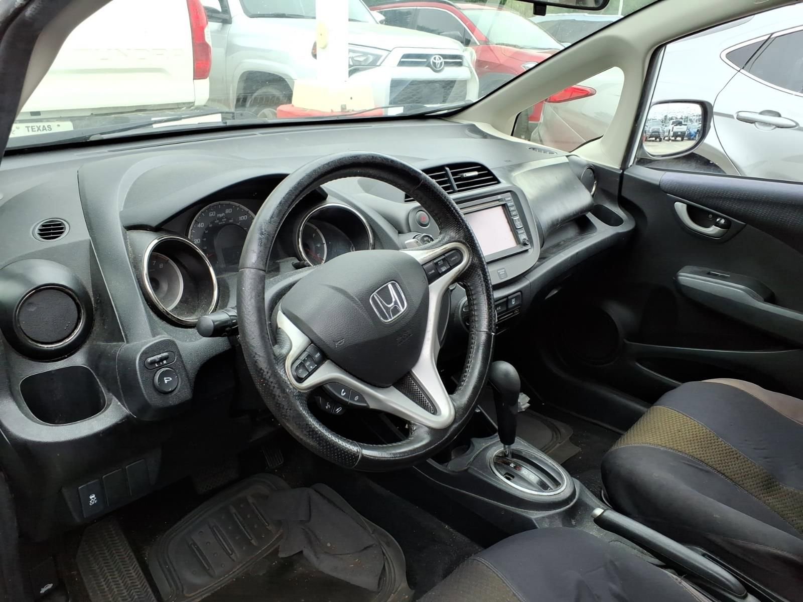 Used 2013 Honda Fit Sport image 6