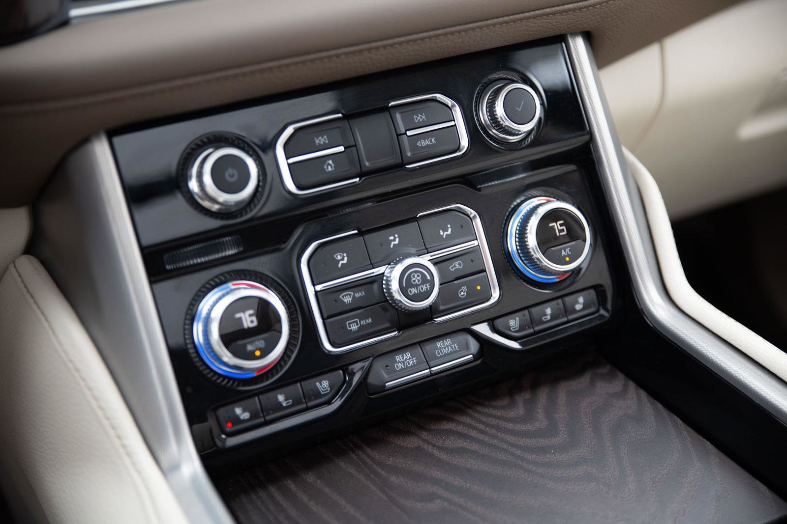 Certified 2024 GMC Yukon Denali w/ Denali Reserve Package image 16