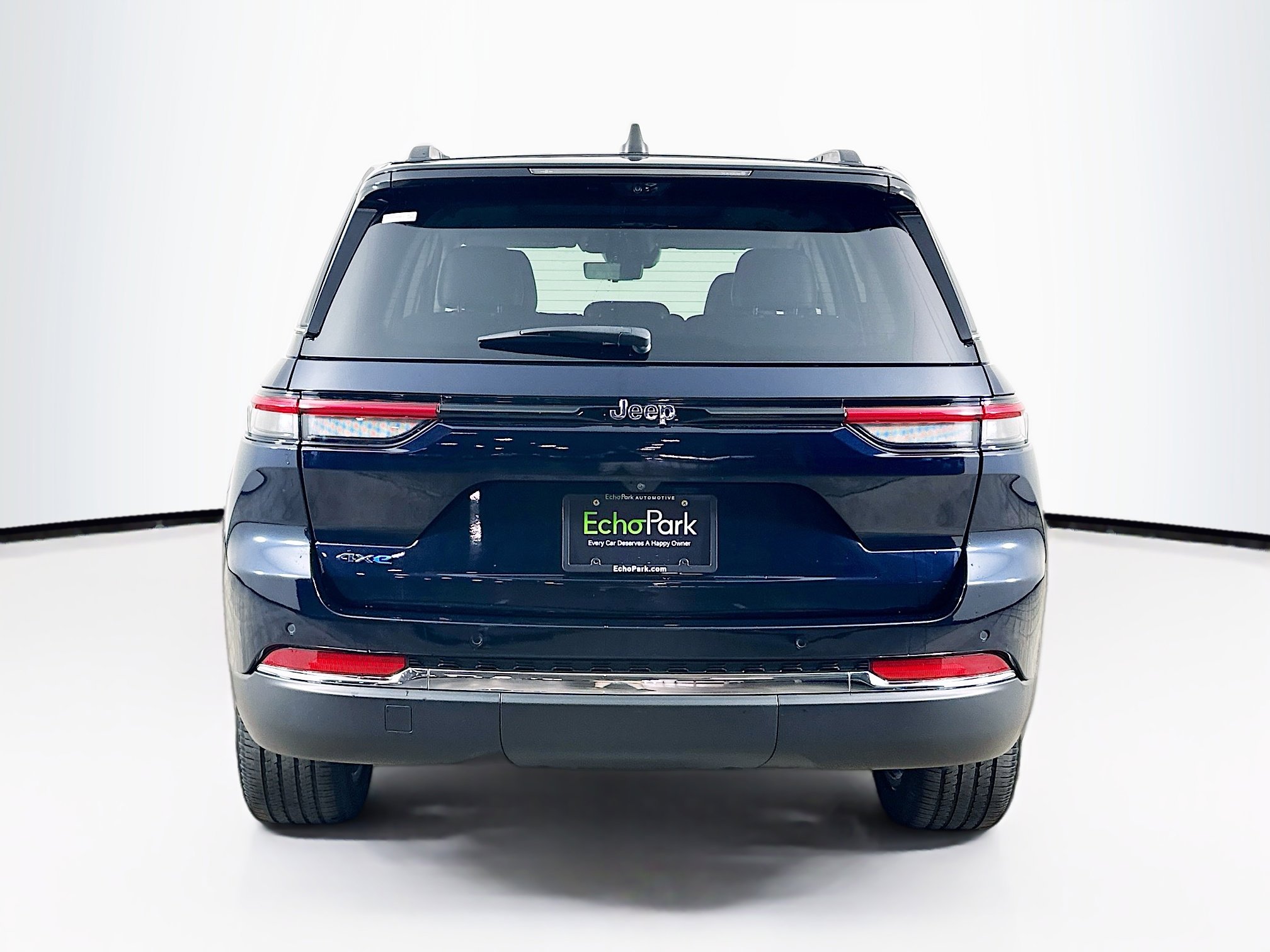 Used 2022 Jeep Grand Cherokee Limited 4xe w/ Luxury Tech Group II AWD/4WD image 7