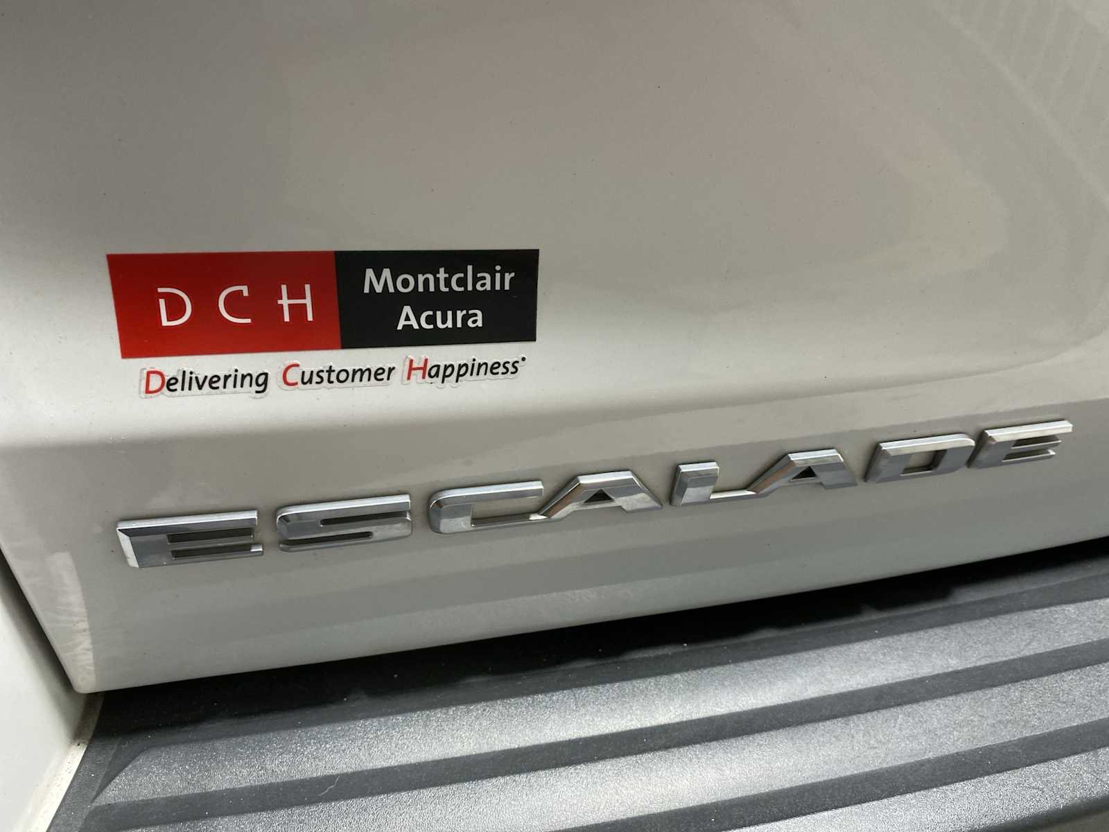 Used 2020 Cadillac Escalade Luxury AWD/4WD image 7