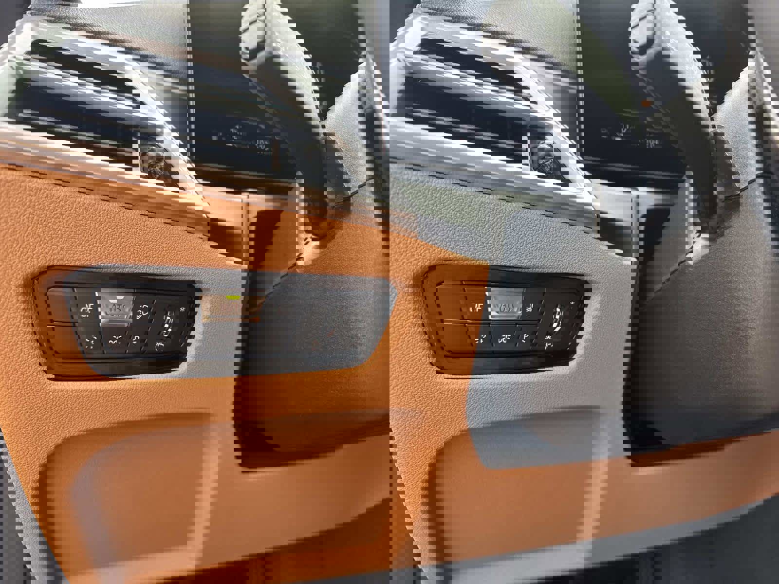 Certified 2025 BMW 430i Coupe w/ Convenience Package image 27