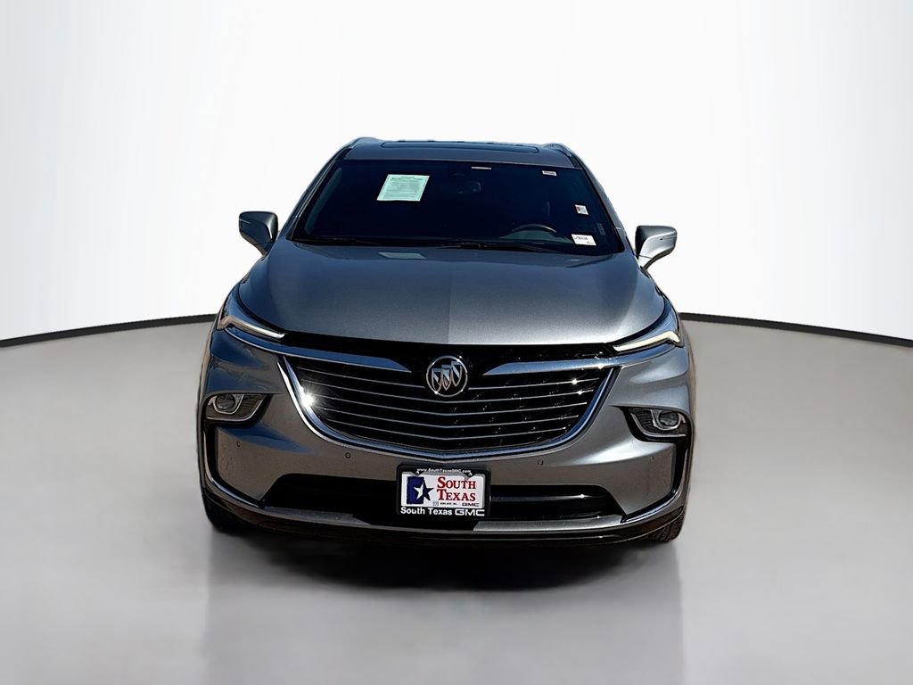 Used 2023 Buick Enclave Essence w/ Experience Buick Package FWD image 2