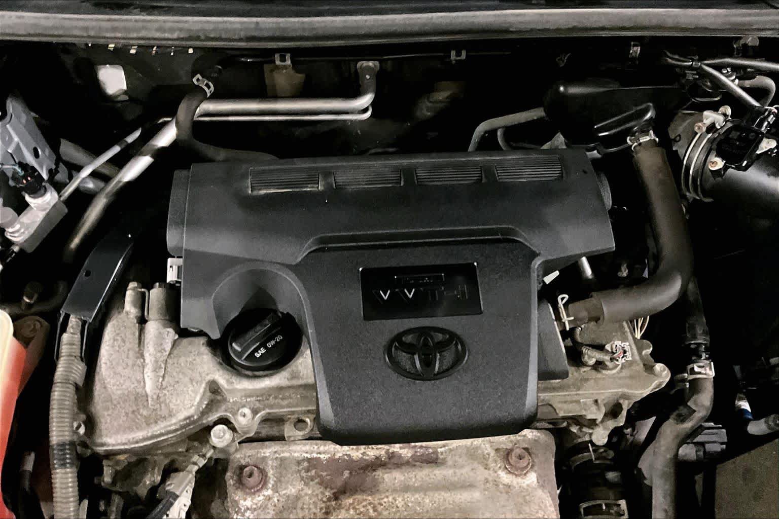 Used 2017 Toyota RAV4 Platinum w/ All Weather Liner Package AWD/4WD image 30