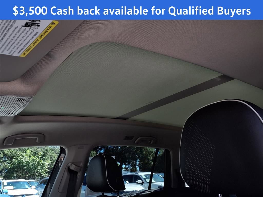 New 2025 Volkswagen Atlas SEL Premium R-Line image 17