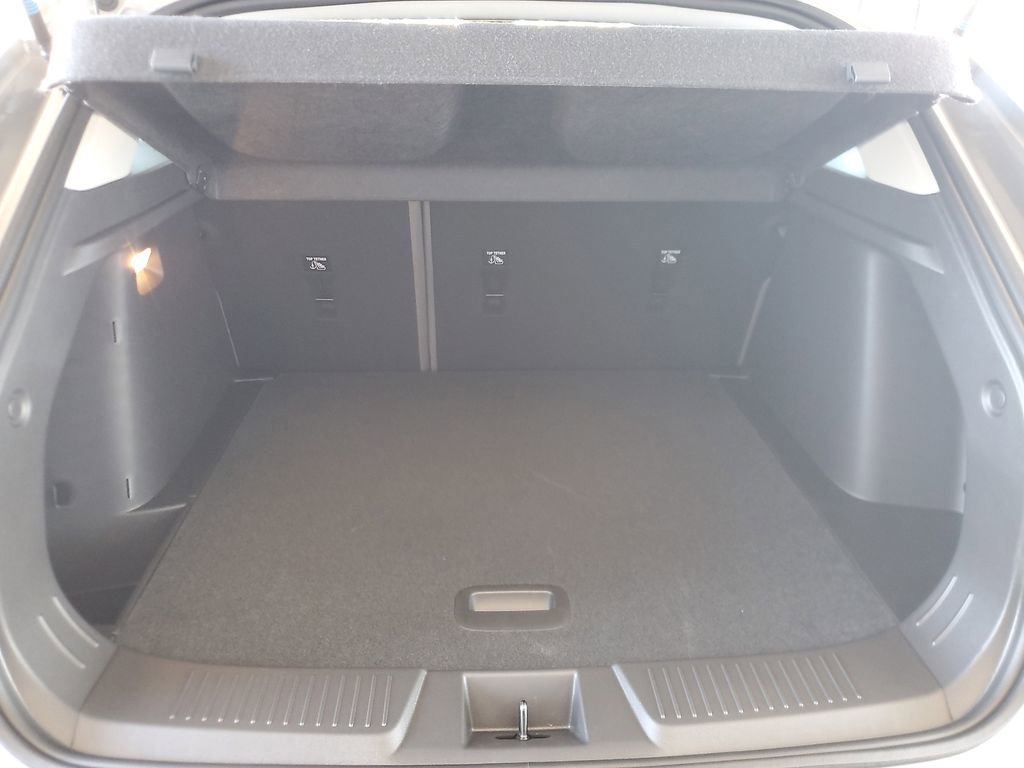 New 2026 Chevrolet Trax ACTIV w/ Sunroof Package image 7