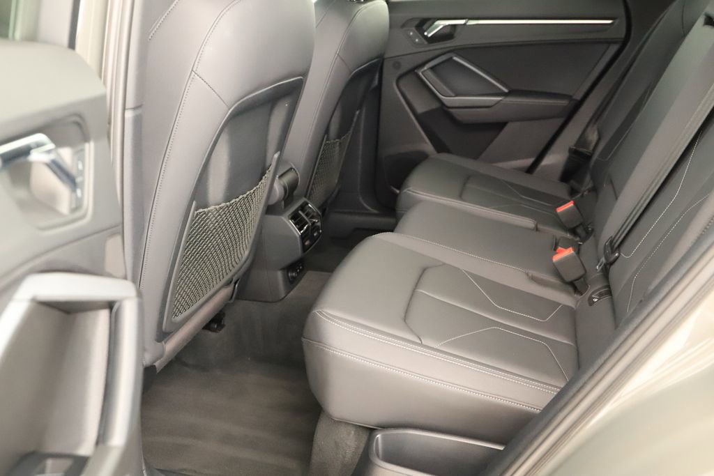 Used 2021 Audi Q3 2.0T Premium w/ Convenience Package image 28