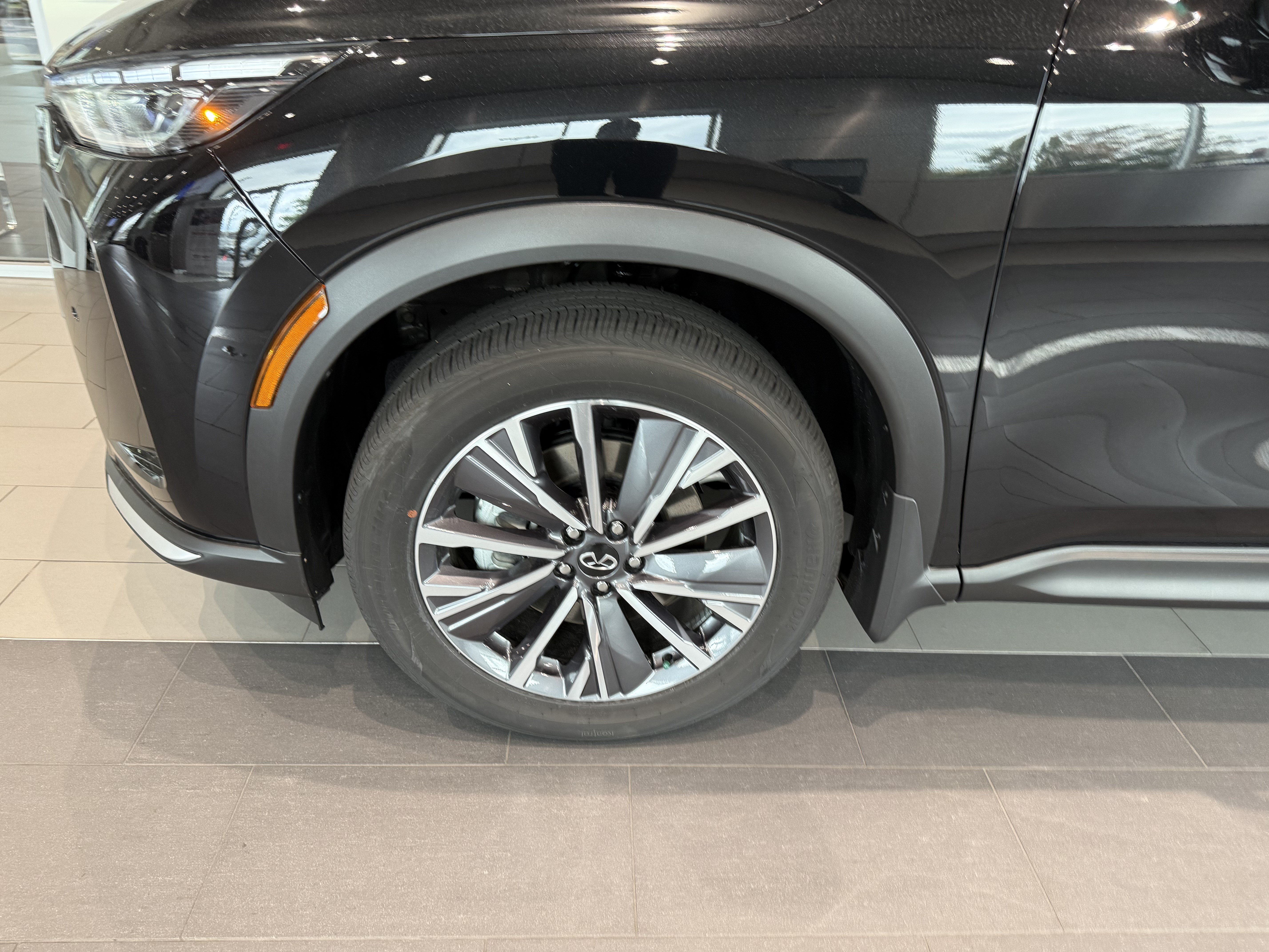 New 2027 INFINITI QX60 Luxe w/ Cargo Package AWD/4WD image 6