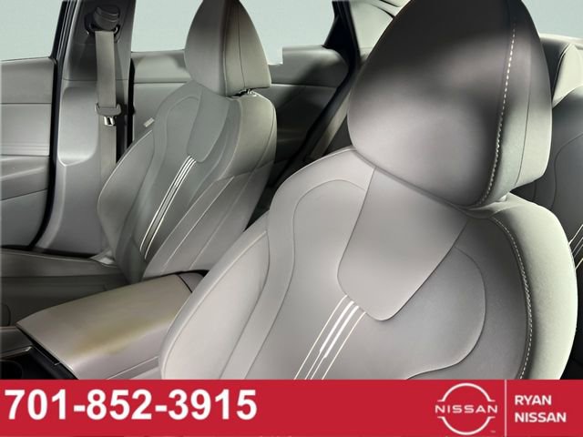 Used 2023 Hyundai Elantra SEL w/ Cargo Package image 26
