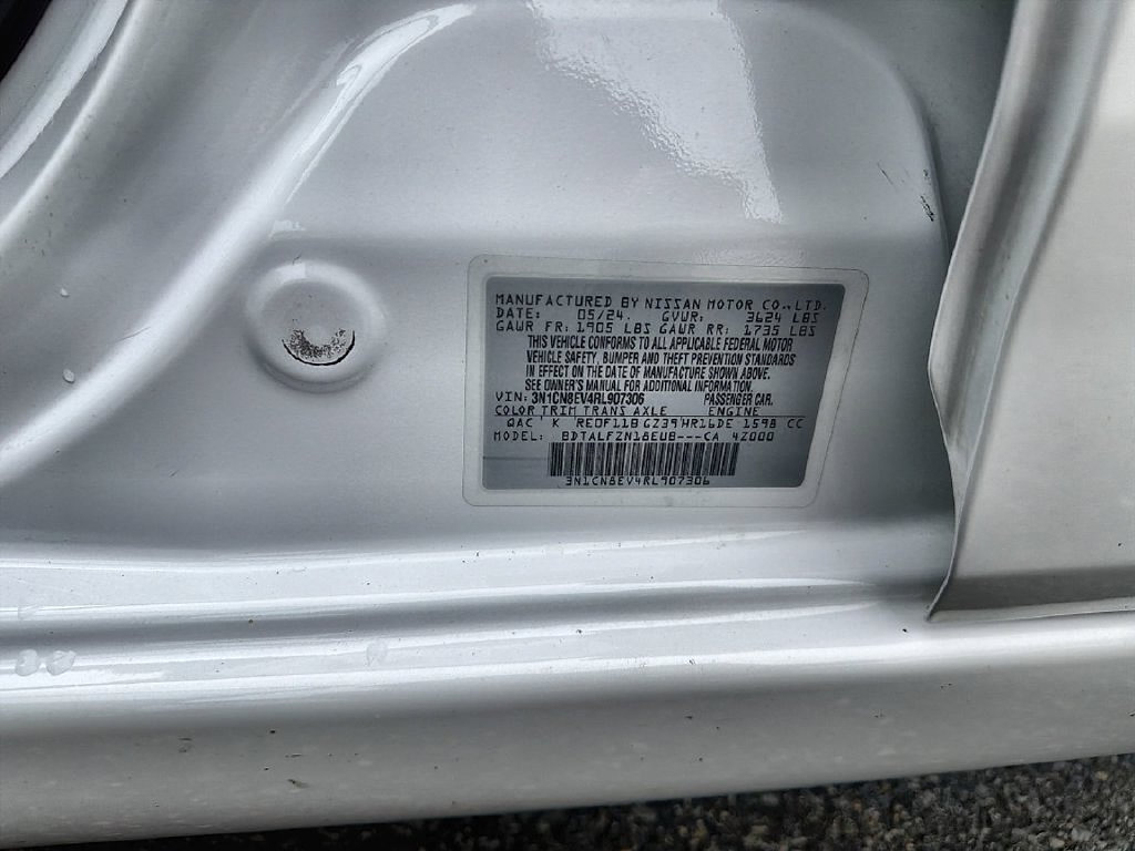 Used 2024 Nissan Versa SV FWD image 35