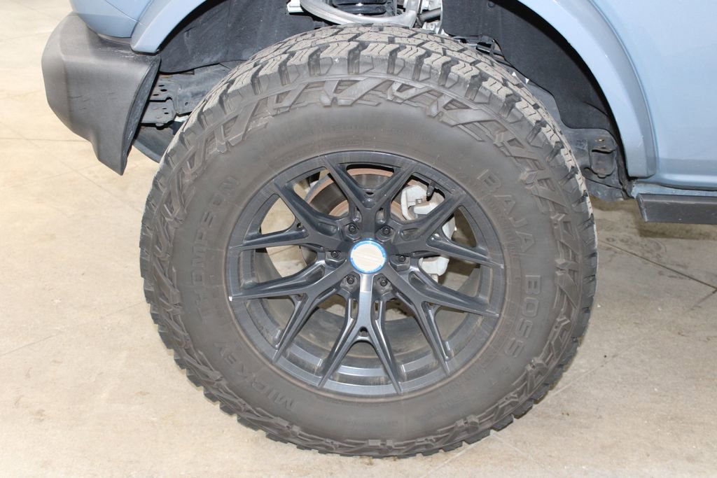 Used 2023 Ford Bronco 4-Door AWD/4WD image 35