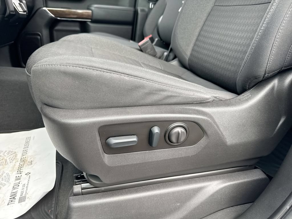 Used 2022 GMC Sierra 1500 SLE w/ Driver Alert Package I AWD/4WD image 12