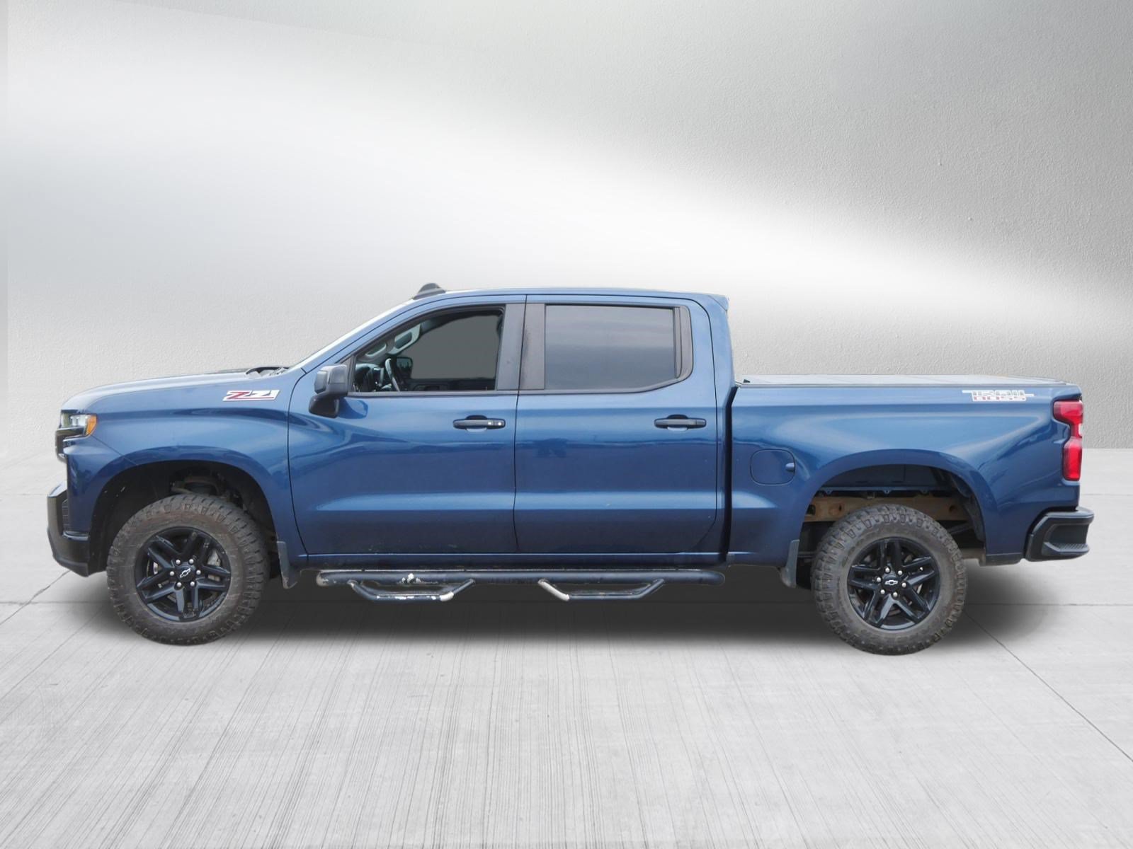 Certified 2021 Chevrolet Silverado 1500 LT Trail Boss w/ LPO, Dark Essentials Package AWD/4WD image 4