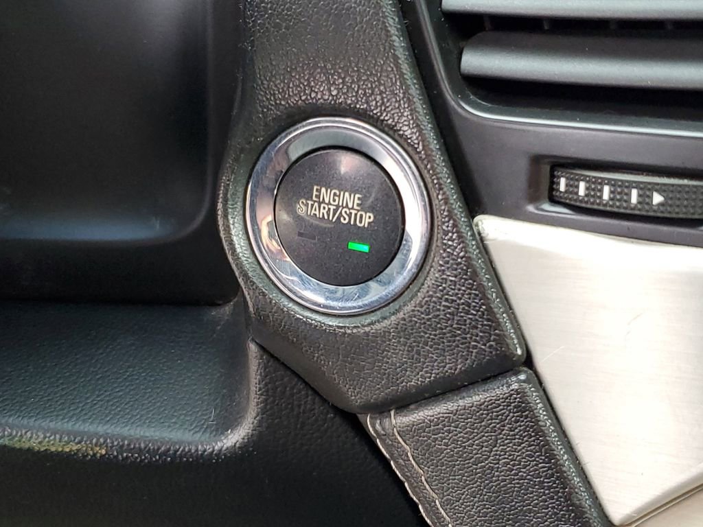 Used 2015 GMC Yukon Denali w/ Premium Package image 20