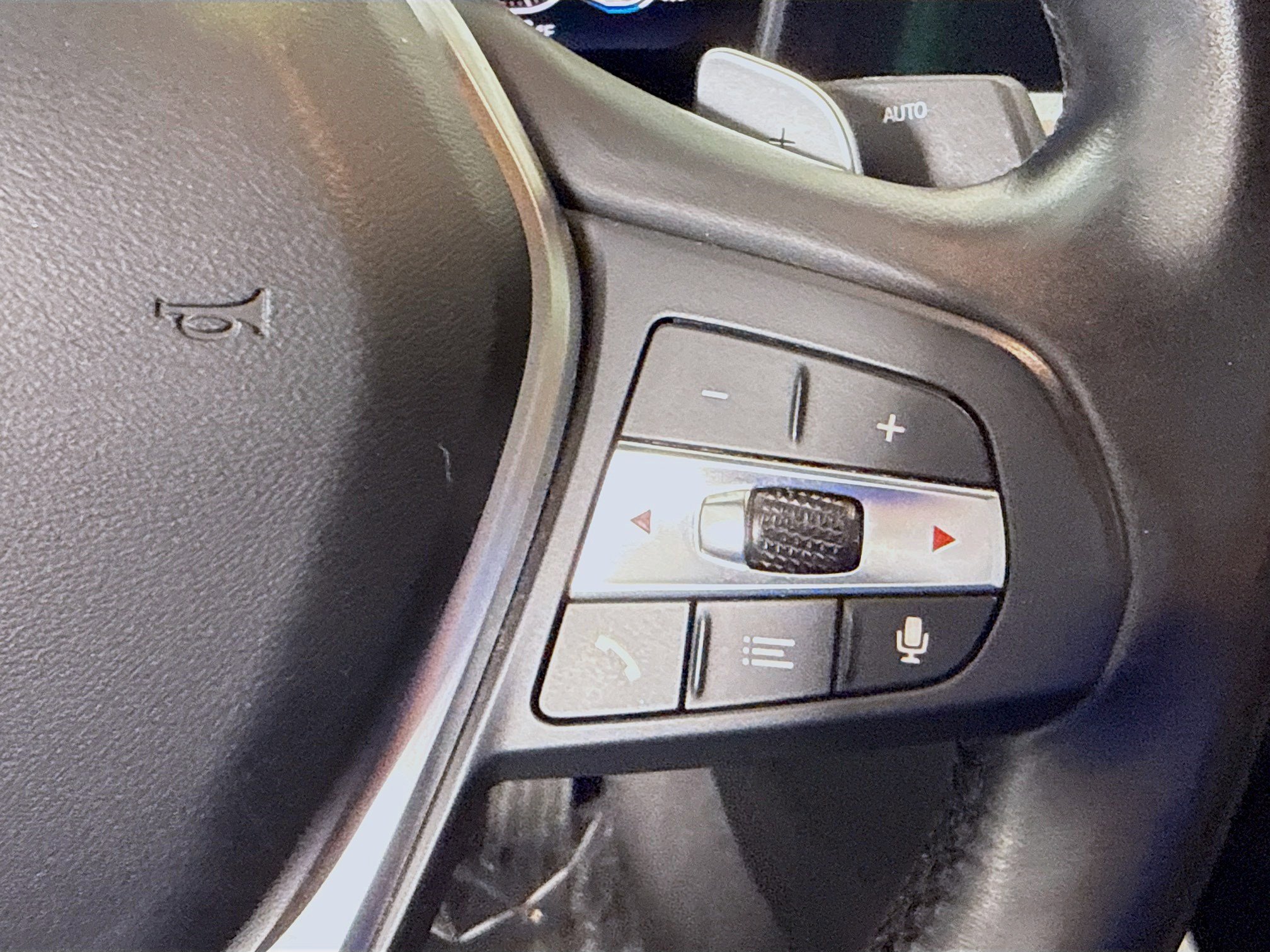 Used 2019 BMW 330i Sedan RWD image 15